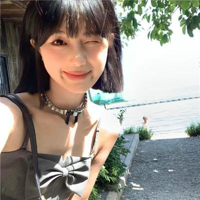 没事儿偷着乐